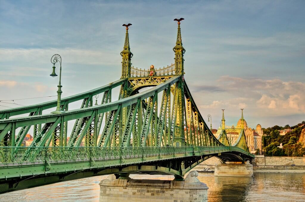 Budapest_Szabadsag-bridge