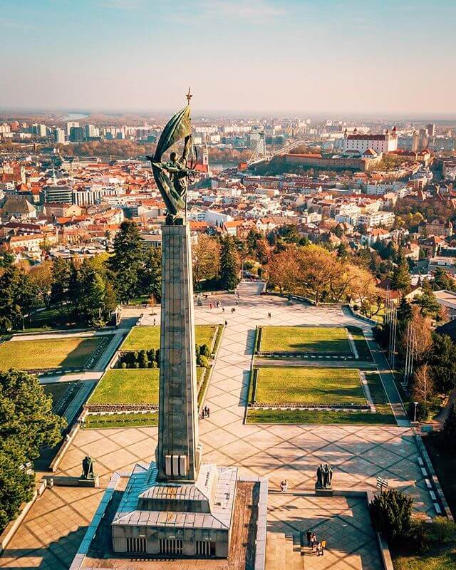 The Green Journey of Slovakia, Bratislava Slavin Monument